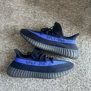 Yeezy 350 v2 sz 12